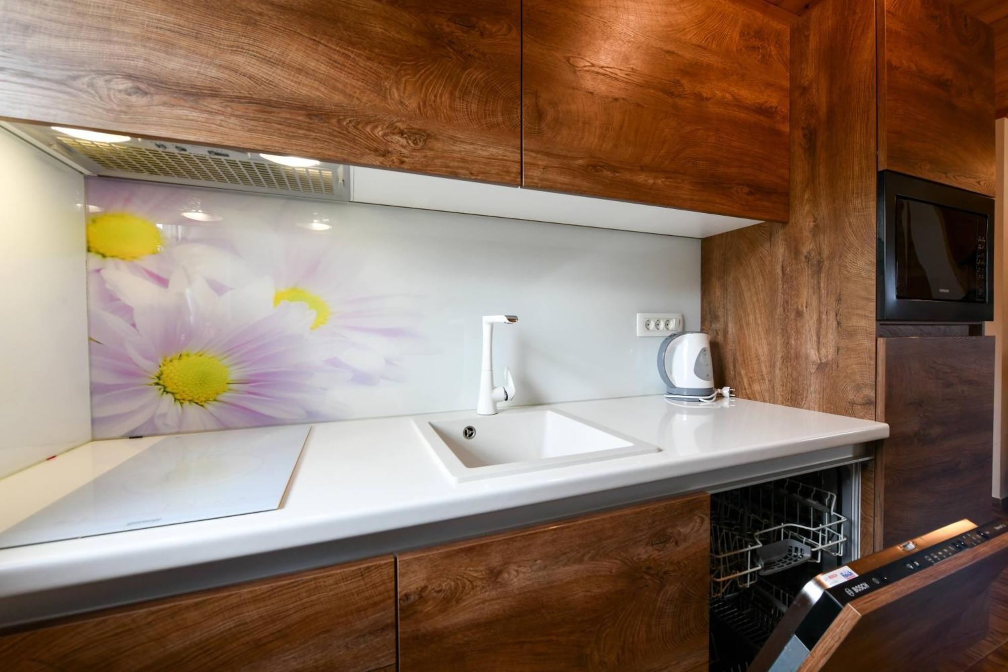 Flora House Lägenhet Rastovača Exteriör bild