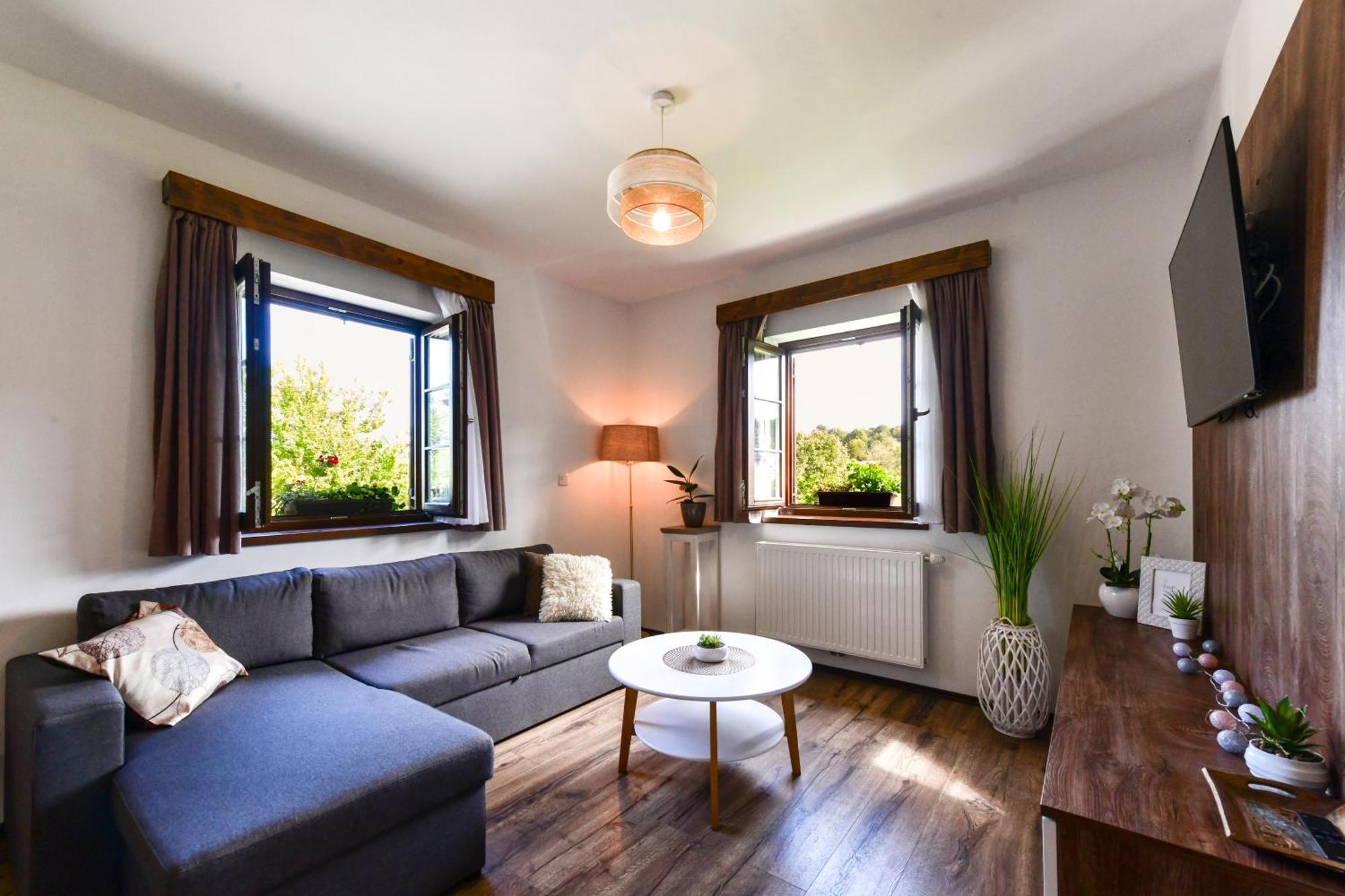 Flora House Lägenhet Rastovača Exteriör bild