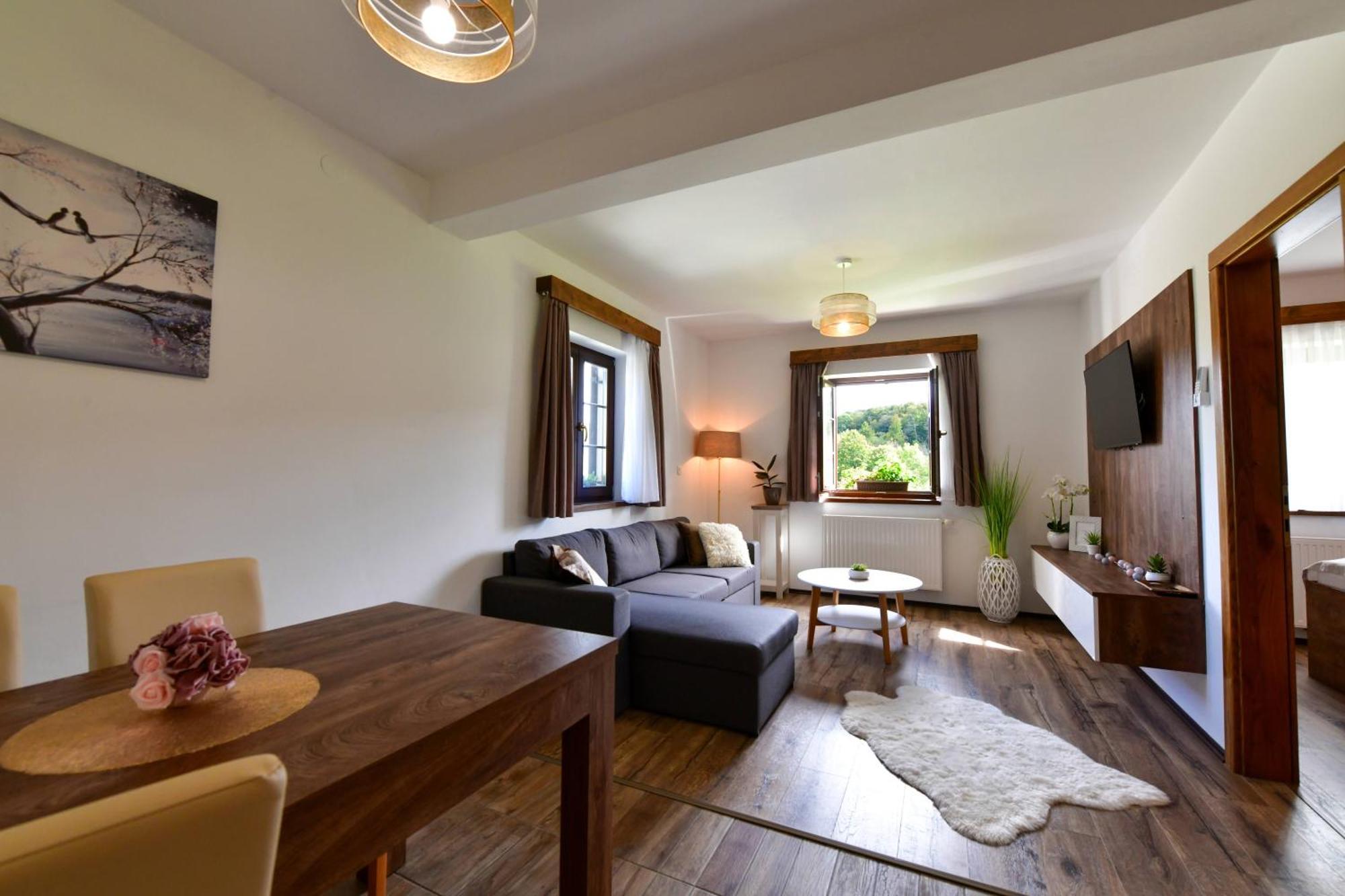 Flora House Lägenhet Rastovača Exteriör bild