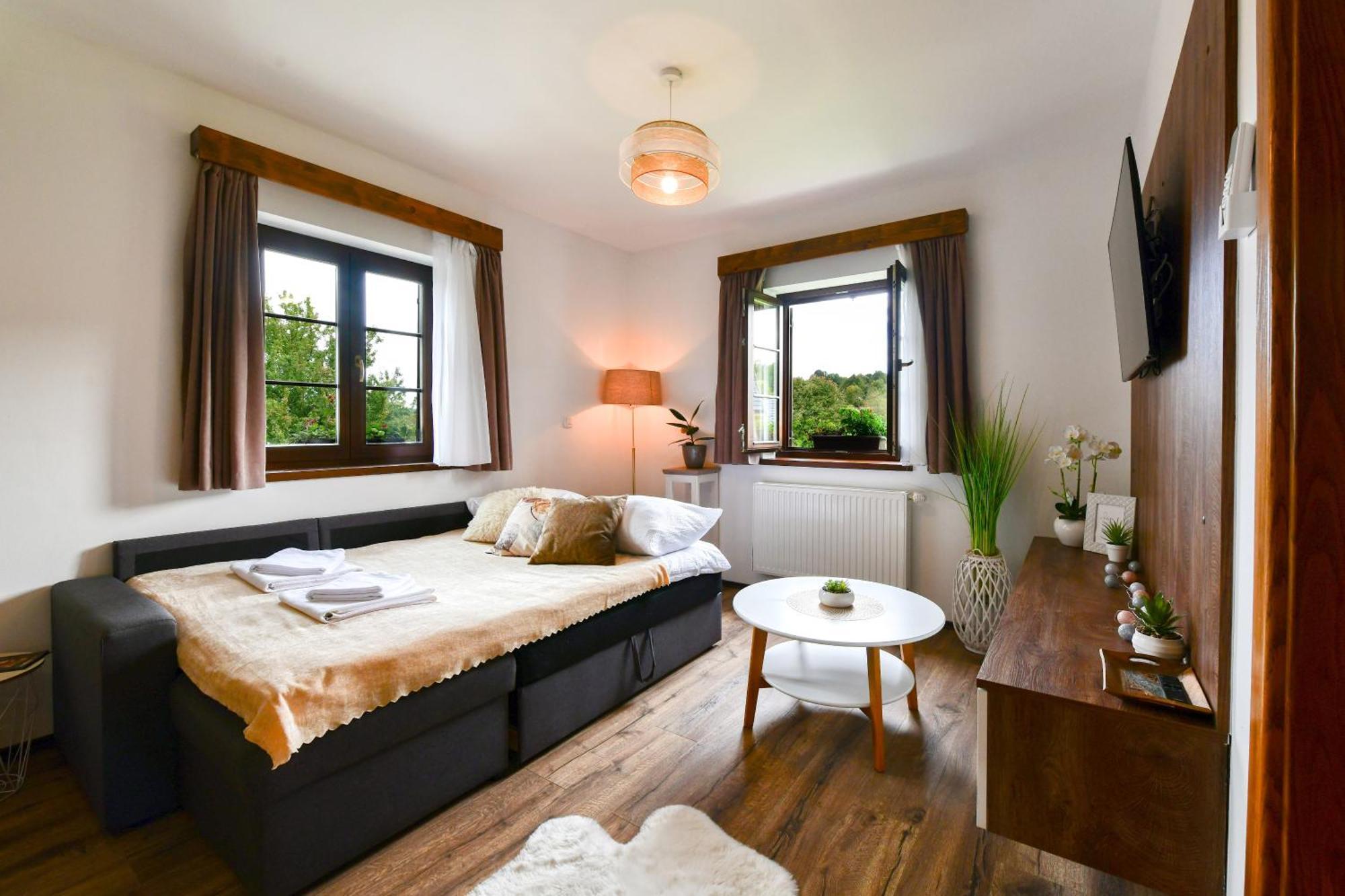 Flora House Lägenhet Rastovača Exteriör bild